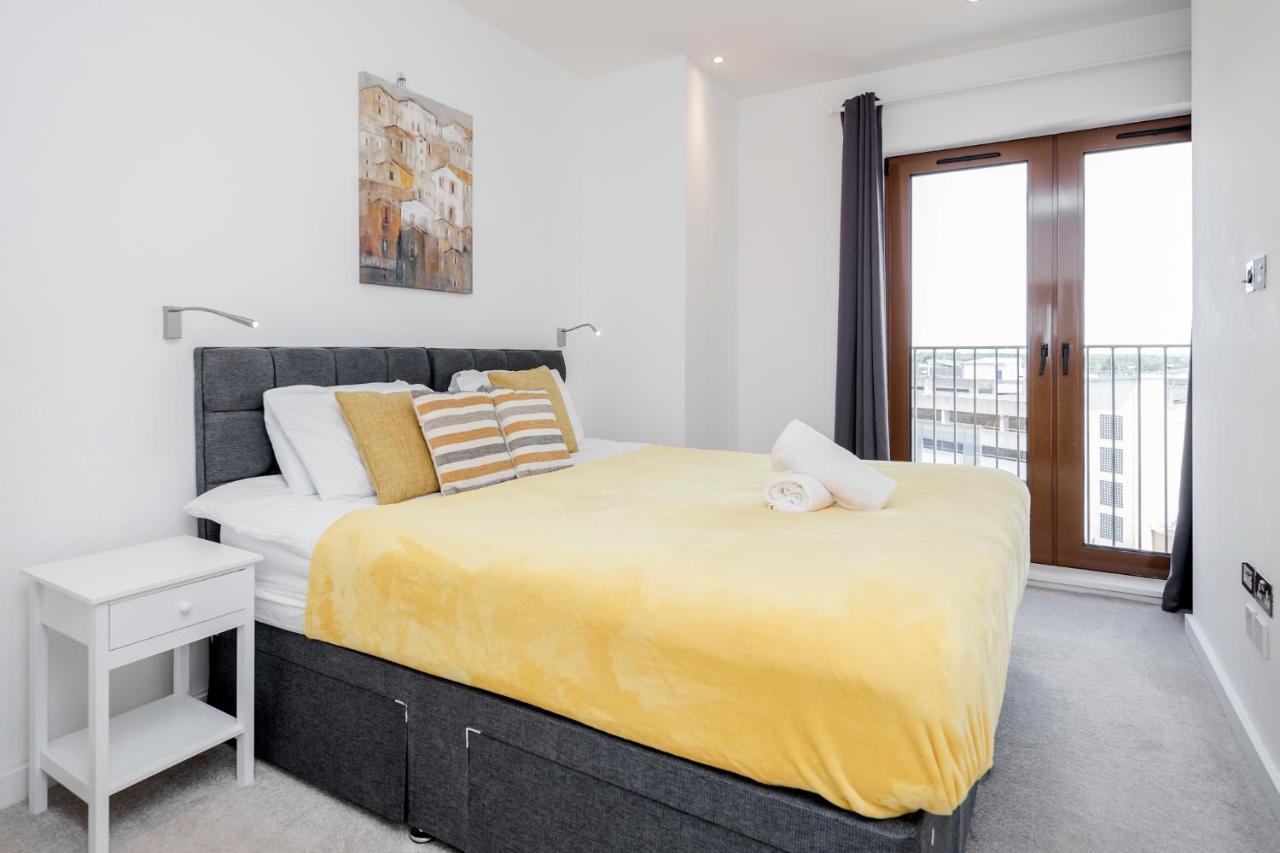 Top Floor Luxury 2 Bedroom St Albans Apartment - Free Wifi Exteriör bild