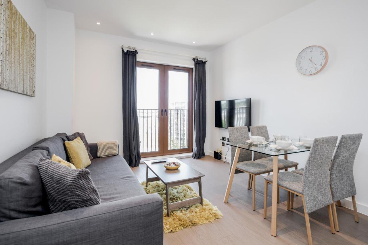 Top Floor Luxury 2 Bedroom St Albans Apartment - Free Wifi Exteriör bild